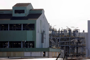 Una tapa del reactor voló tres kilómetros y mató a una de las víctimas