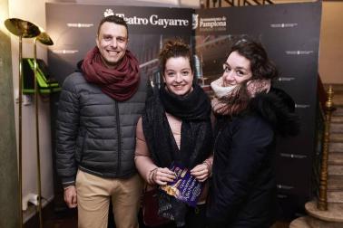 El Teatro Gayarre acogió el espectáculo 'Gran Concierto de Año Nuevo: Strauss Festival Orchestra y Ballet Ensemble', que trasladó hasta las butacas de este teatro pamplonés el ambiente de la tradicional cita musical que cada año se celebra en Viena a ritmo de vals. Un concierto extraordinario por el clima festivo que lo envuelve y la participación del público.