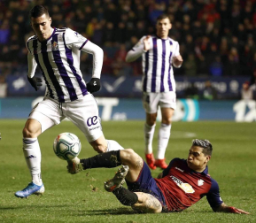 Galería de fotos del partido Osasuna-Valladolid disputado en El Sadar.