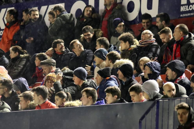 Galería de fotos de la afición en El Sadar durante el Osasuna-Valladolid
