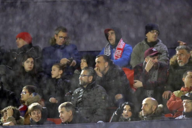 Galería de fotos de la afición en El Sadar durante el Osasuna-Valladolid