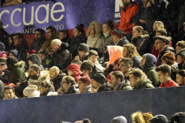 Galería de fotos de la afición en El Sadar durante el Osasuna-Valladolid