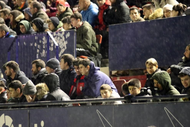 Galería de fotos de la afición en El Sadar durante el Osasuna-Valladolid