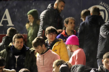 Galería de fotos de la afición en El Sadar durante el Osasuna-Valladolid