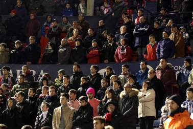 Galería de fotos de la afición en El Sadar durante el Osasuna-Valladolid