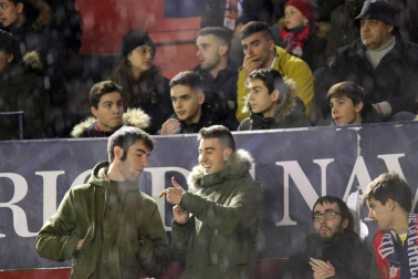 Galería de fotos de la afición en El Sadar durante el Osasuna-Valladolid
