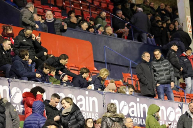 Galería de fotos de la afición en El Sadar durante el Osasuna-Valladolid