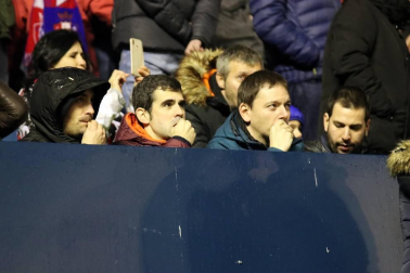 Galería de fotos de la afición en El Sadar durante el Osasuna-Valladolid
