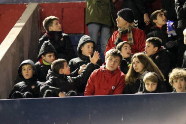 Galería de fotos de la afición en El Sadar durante el Osasuna-Valladolid