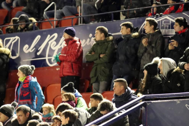 Galería de fotos de la afición en El Sadar durante el Osasuna-Valladolid