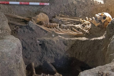 Fotos de las excavaciones arqueológicas en el Monasterio de Irache