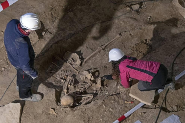 Fotos de las excavaciones arqueológicas en el Monasterio de Irache