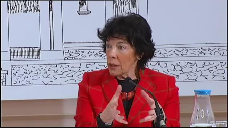 El Gobierno da un mes de plazo a Murcia para retirar 'el 'veto parental'