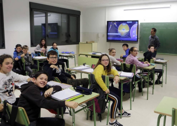 Alumnos del IESO Pero de Atarrabia durante una jornada lectiva.