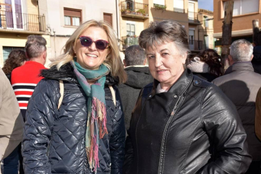 Los vecinos de Buñuel celebraron el fin de semana la festividad alrededor del Día de San Antón. El jueves 16 se celebró la víspera con cohete anunciador de las fiestas y lanzamiento de golosinas y juguetes para los niños. El viernes 17 fue el día del patrón con los actos más tradicionales como la procesión y la misa. Y, por último, las celebraciones se cerraron el sábado 18, día en el que la cámara de ¡Click! se acercó a disfrutar con los vecinos de una exhibición de deporte rural.