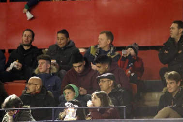 Galería de fotos de la afición en El Sadar durante el Osasuna-Levante.
