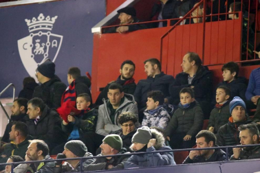 Galería de fotos de la afición en El Sadar durante el Osasuna-Levante.