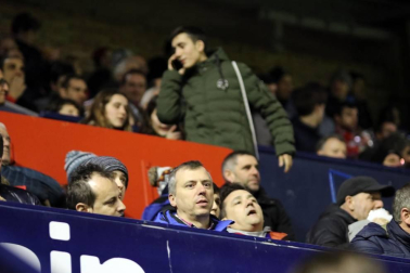 Galería de fotos de la afición en El Sadar durante el Osasuna-Levante.