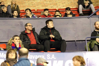 Galería de fotos de la afición en El Sadar durante el Osasuna-Levante.