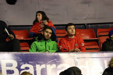 Galería de fotos de la afición en El Sadar durante el Osasuna-Levante.