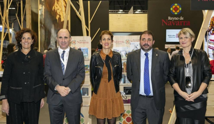 La presidenta del Gobierno de Navarra, María Chivite, ha presidido este viernes el acto institucional del Día de Navarra en el pabellón de la Comunidad Foral en la Feria Internacional de Turismo (FITUR).