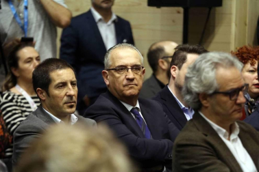 La presidenta del Gobierno de Navarra, María Chivite, ha presidido este viernes el acto institucional del Día de Navarra en el pabellón de la Comunidad Foral en la Feria Internacional de Turismo (FITUR).