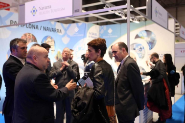 La presidenta del Gobierno de Navarra, María Chivite, ha presidido este viernes el acto institucional del Día de Navarra en el pabellón de la Comunidad Foral en la Feria Internacional de Turismo (FITUR).