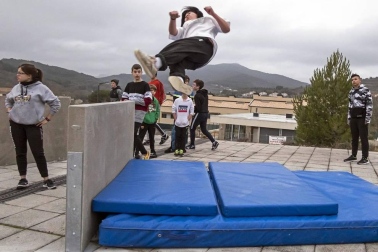Estella cuenta desde este sábado, 25 de enero, con un parque de calistenia y parkour para los amantes de ambas disciplinas.