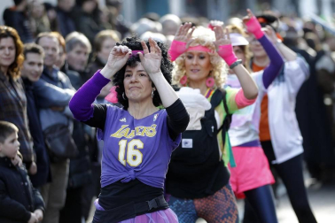 El buen tiempo acompañó a la creatividad, el colorido y el buen humor que caracteriza el desfile del carnaval de Leitza.