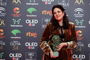 Los galardonados posaron con su premio tras la gala ceelbrada en el Martín Carpena de Málaga.
