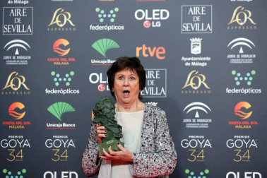 Los galardonados posaron con su premio tras la gala ceelbrada en el Martín Carpena de Málaga.