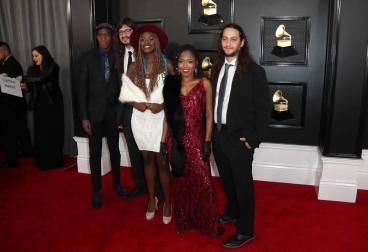 Alfombra roja y asistentes a la ceremonia de entrega de los premios musicales celebrada en el Staples Center de Los Ángeles este domingo 26 de enero de 2020.