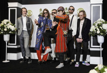 Alfombra roja y asistentes a la ceremonia de entrega de los premios musicales celebrada en el Staples Center de Los Ángeles este domingo 26 de enero de 2020.