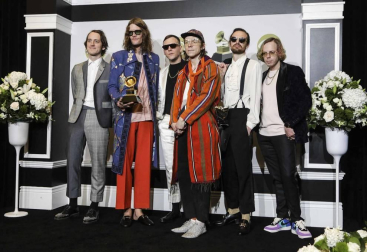 Alfombra roja y asistentes a la ceremonia de entrega de los premios musicales celebrada en el Staples Center de Los Ángeles este domingo 26 de enero de 2020.