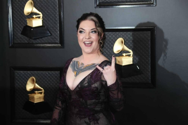Alfombra roja y asistentes a la ceremonia de entrega de los premios musicales celebrada en el Staples Center de Los Ángeles este domingo 26 de enero de 2020.