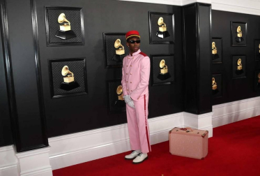 Alfombra roja y asistentes a la ceremonia de entrega de los premios musicales celebrada en el Staples Center de Los Ángeles este domingo 26 de enero de 2020.