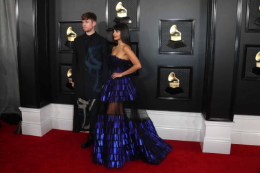 Alfombra roja y asistentes a la ceremonia de entrega de los premios musicales celebrada en el Staples Center de Los Ángeles este domingo 26 de enero de 2020.