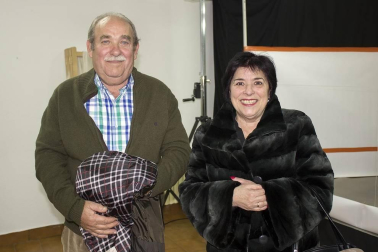 El pasado sábado, el teatro fue el protagonista de la agenda cultural de Allo. Los bajos del Ayuntamiento acogieron al grupo 5senti2 que presentó su obra 'Entrevista de pelotas'. Una cita con el humor que atrajo a los vecinos de esta localidad de Tierra Estella, y que además era apta para todas las edades.