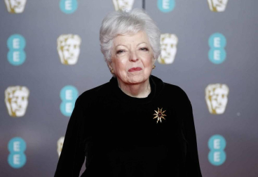 El negro, salvo algunas excepciones, fue el rey de la alfombra roja de los Bafta del cine británico.