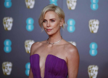 El negro, salvo algunas excepciones, fue el rey de la alfombra roja de los Bafta del cine británico.