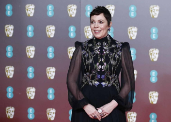 El negro, salvo algunas excepciones, fue el rey de la alfombra roja de los Bafta del cine británico.