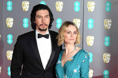 El negro, salvo algunas excepciones, fue el rey de la alfombra roja de los Bafta del cine británico.
