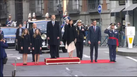 Ovación a los reyes en el Congreso en el arranque de la XIV legislatura