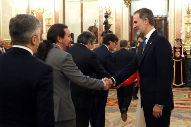 La familia real al completo ha presidido este lunes la sesión solemne de la apertura de la XIV Legislatura.