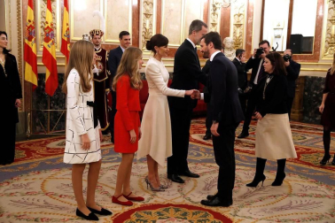 La familia real al completo ha presidido este lunes la sesión solemne de la apertura de la XIV Legislatura.