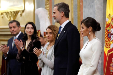 La familia real al completo ha presidido este lunes la sesión solemne de la apertura de la XIV Legislatura.