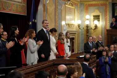 La familia real al completo ha presidido este lunes la sesión solemne de la apertura de la XIV Legislatura.