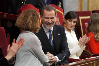 La familia real al completo ha presidido este lunes la sesión solemne de la apertura de la XIV Legislatura.