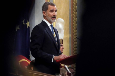 La familia real al completo ha presidido este lunes la sesión solemne de la apertura de la XIV Legislatura.