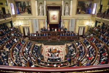 La familia real al completo ha presidido este lunes la sesión solemne de la apertura de la XIV Legislatura.